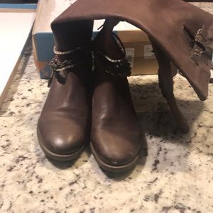 OTBT dark brown tall leather boots